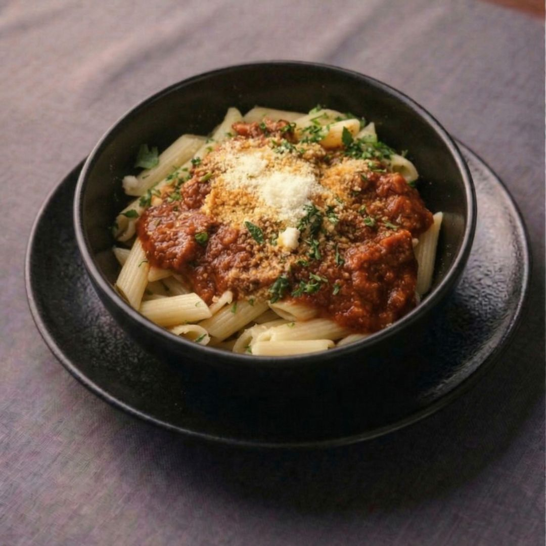 Penne all’arrabbiata csípős paradicsomos szósszal